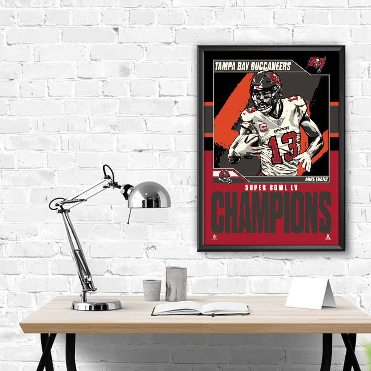 Tampa Bay Buccaneers Super Bowl LV Patrick Mike Evans Champs 18x 24  Serigraph – Phenom Gallery