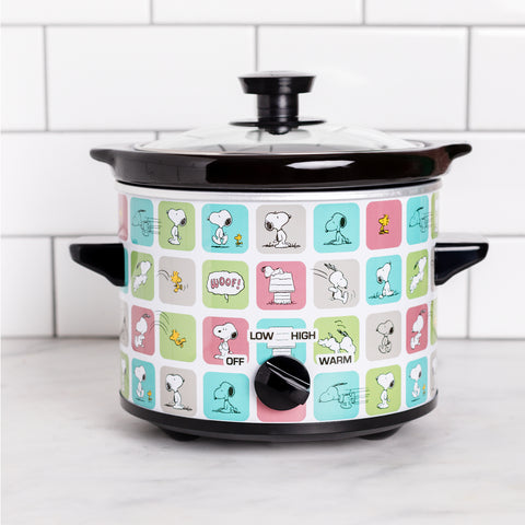 Uncanny Brands Marvel's Loki 2 Quart Slow Cooker